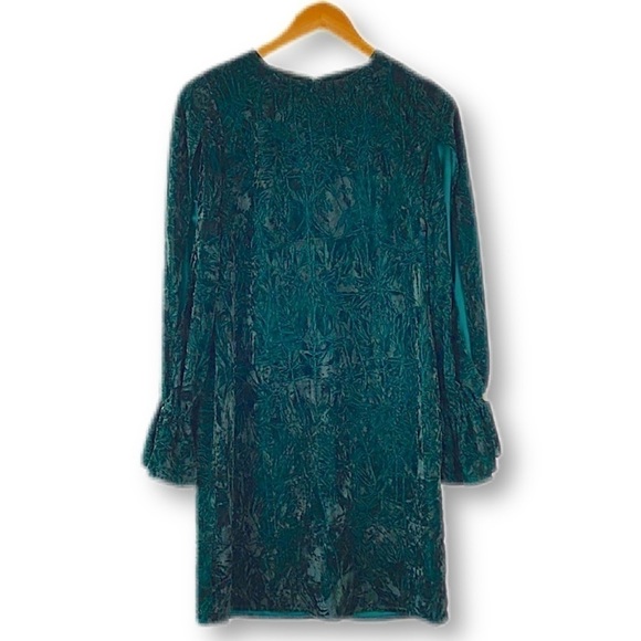 Sam Edelman Dresses & Skirts - Sam Edelman Slit Sleeve Crushed Velvet Dress size 2 green prom formal
